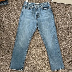 Levi’s Wedgie Straight Jean